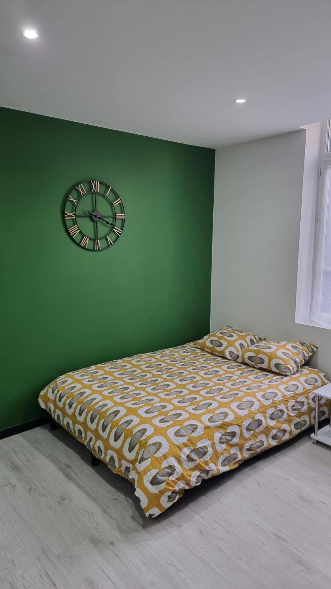 Studio Hibiscus Tout Confort, Renove Saint-Quentin  Zewnętrze zdjęcie