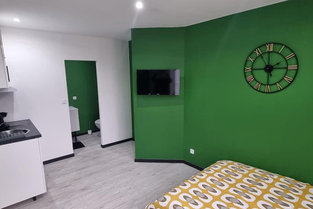 Studio Hibiscus Tout Confort, Renove Saint-Quentin  Zewnętrze zdjęcie